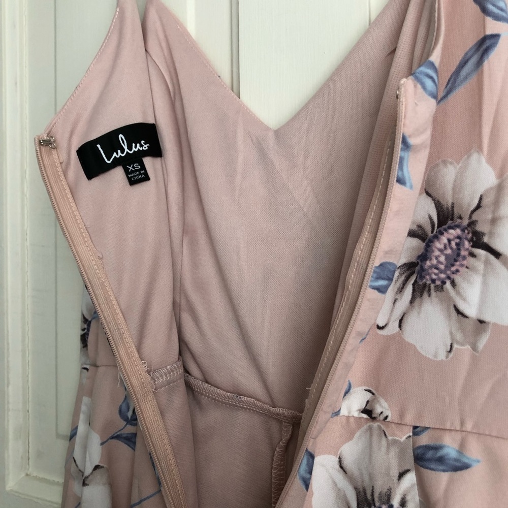 Lulu’s Pink Floral Romper 🌸 - Picture 6 of 6